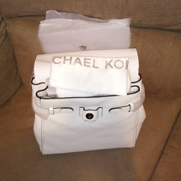 Michael Kors Addison MD Leather Backpack - Picture 6 of 7